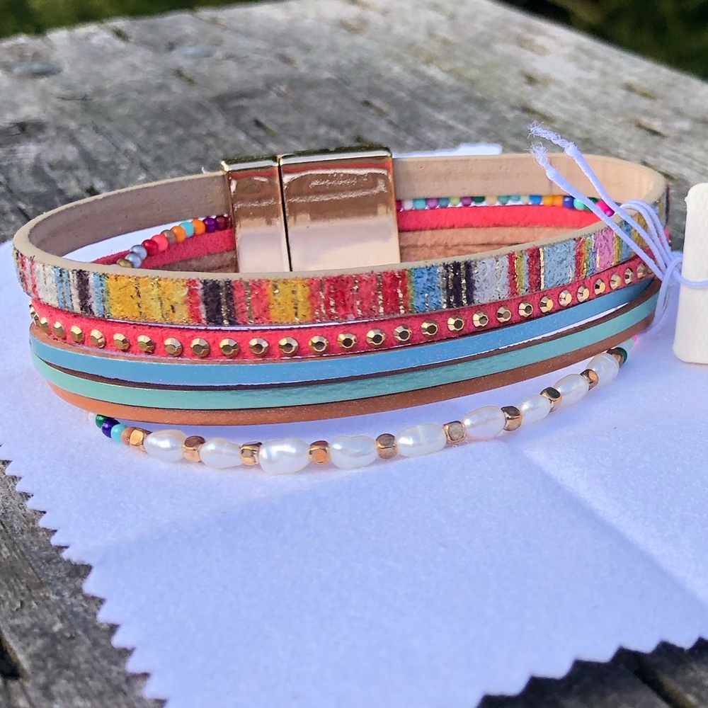 🆕 Saachi freshwater pearl multi strand magnetic bracelet (10-9)